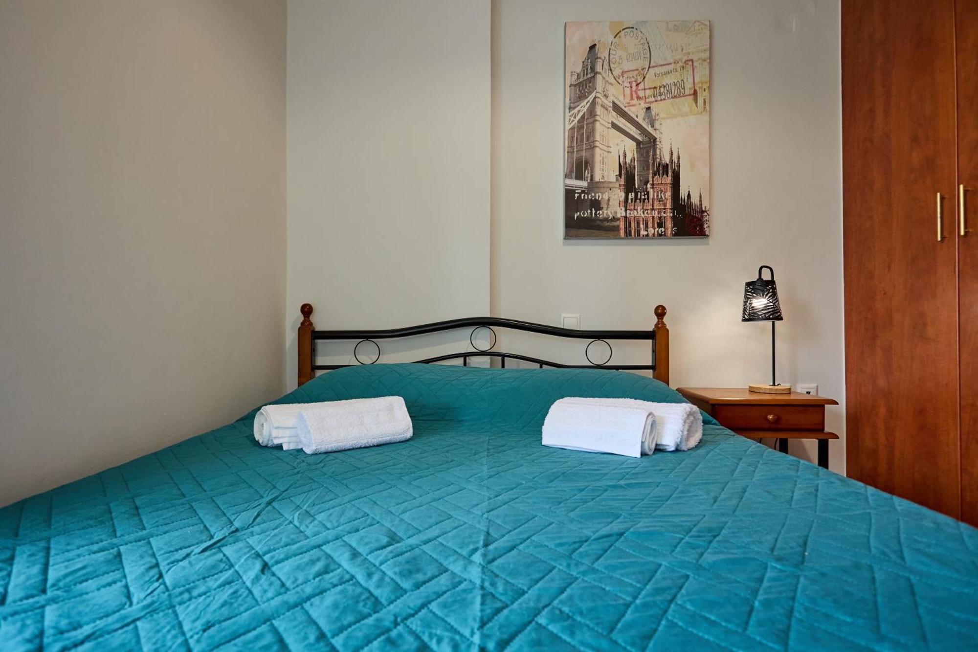 Chios Town Apartment - Heart Of Chios Town With 2 Minute Walk To The Beach Exterior photo